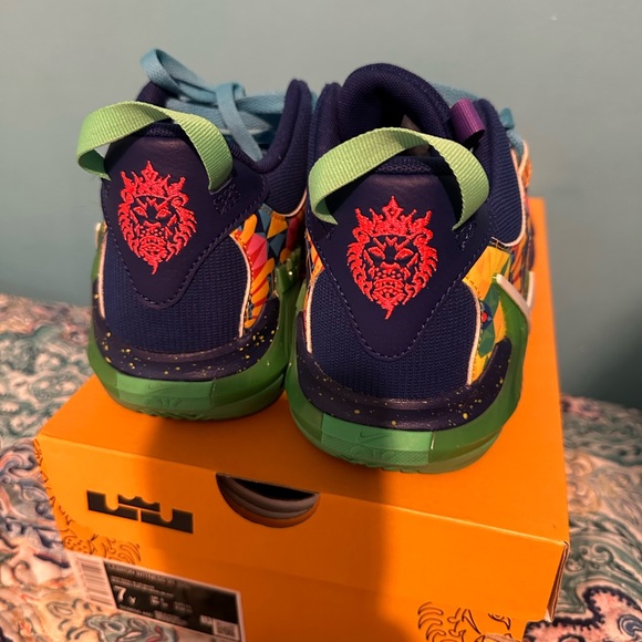 Youth Sneakers - Picture 3 of 6